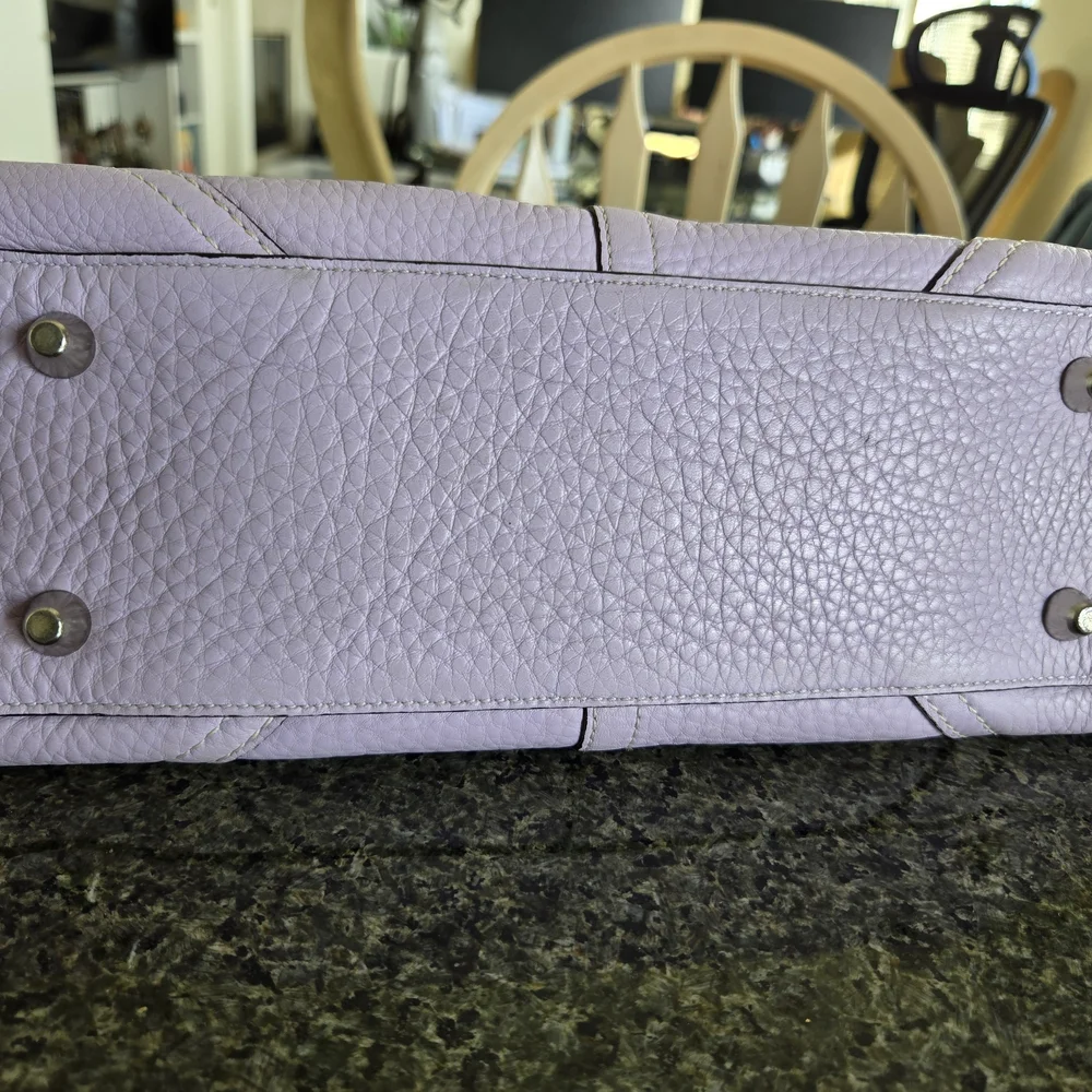 RARE! Coach Hamptons Medium Lavender/Lilac Leather Carry M0693-F10688